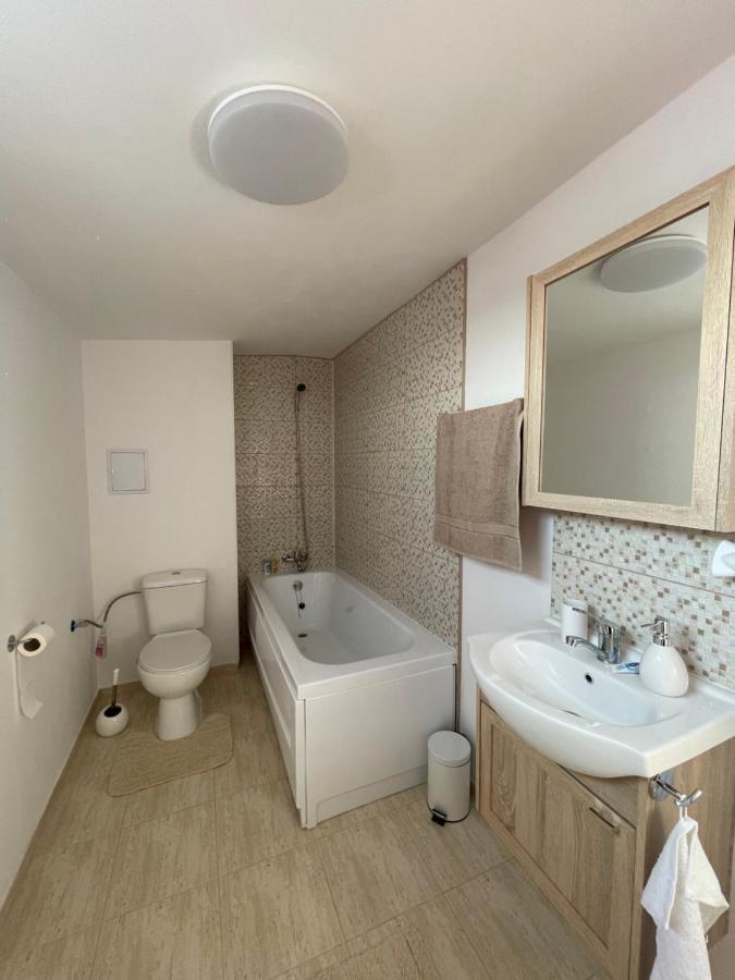 Jokai Apartments Nr9, Code Entry Сфинту-Ґеорґе Екстер'єр фото